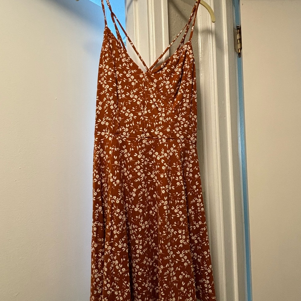 Nine Britton Floral Mini Dress in Rust and White